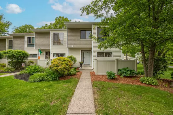 47 Currier Place #47, Cheshire, CT 06410