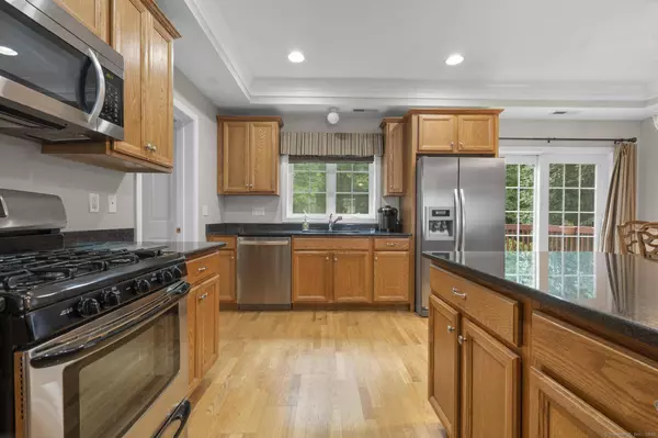 21 Mickel Lane #21, Milford, CT 06461