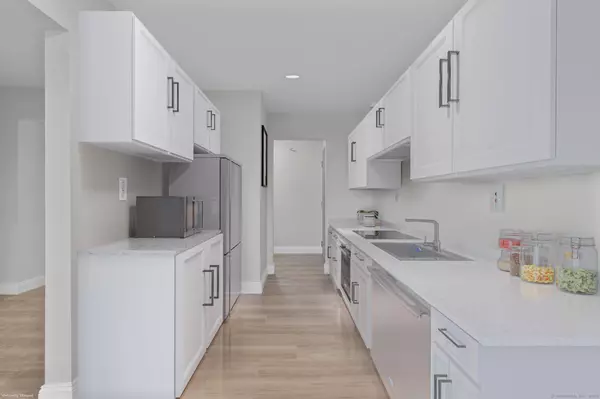 50 Greenhouse Road #42D, Bridgeport, CT 06606