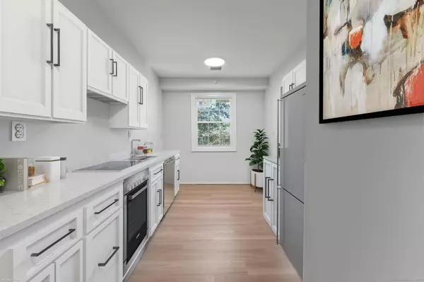 50 Greenhouse Road #42D, Bridgeport, CT 06606