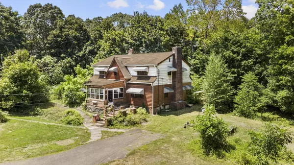 122 Derby Avenue, Orange, CT 06477