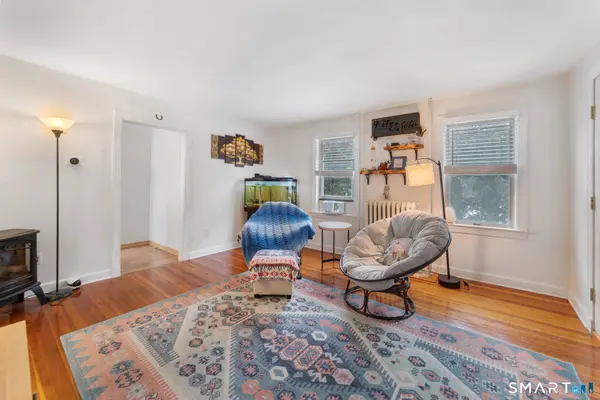 25 High Street, Windsor, CT 06095