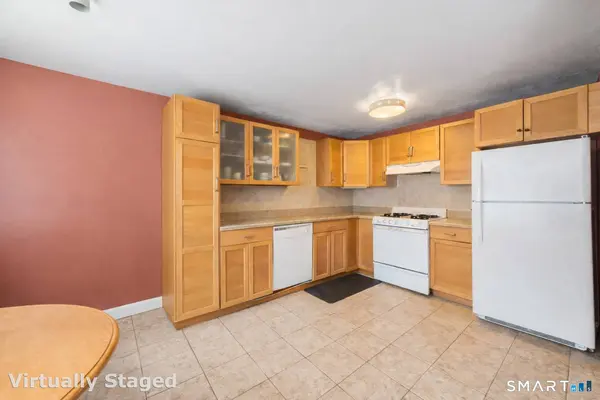 21 Towne House Road #21, Hamden, CT 06514