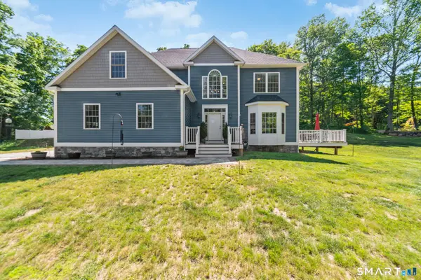 16 Glen Grove Road, Deep River, CT 06417