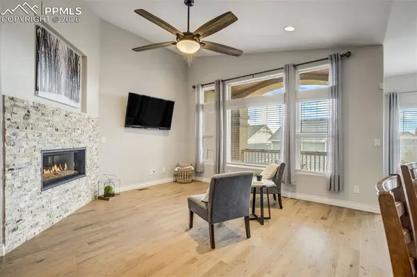 6898 Sedgerock LN, Colorado Springs, CO 80927