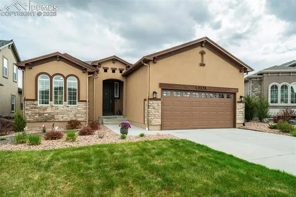 6898 Sedgerock LN, Colorado Springs, CO 80927