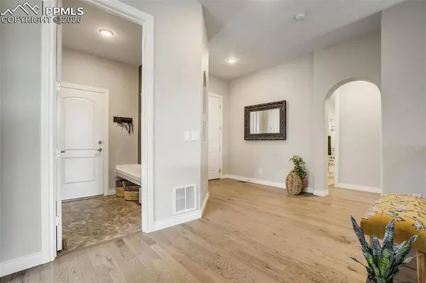 6898 Sedgerock LN, Colorado Springs, CO 80927