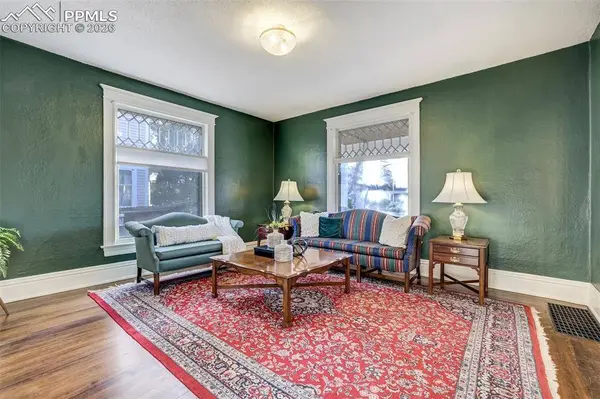 1805 N Tejon ST, Colorado Springs, CO 80907