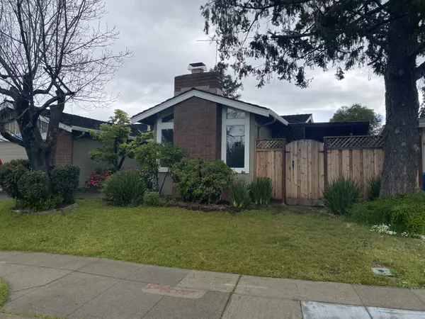 Los Gatos, CA 95032-2408,221 Drakes Bay Ave