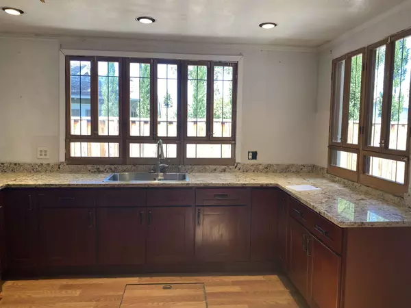 368 Leigh Ave, San Jose, CA 95128-2322