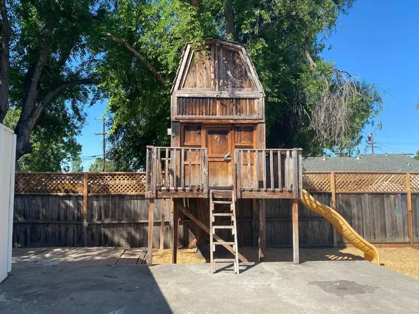 10261 Claudia DR, San Jose, CA 95127