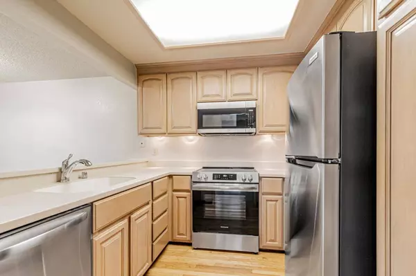 5703 Makati CIR D, San Jose, CA 95123