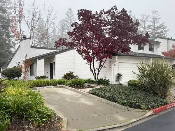 100 Strathmore Pl, Los Gatos, CA 95032-1759