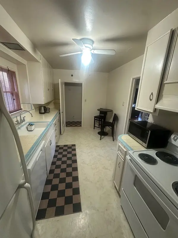 16912 Spencer Ave, Los Gatos, CA 95032-5616