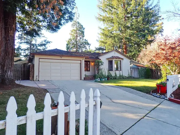 16912 Spencer Ave, Los Gatos, CA 95032-5616