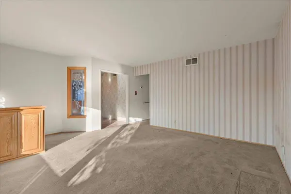 411 Radcliffe DR, Santa Clara, CA 95051