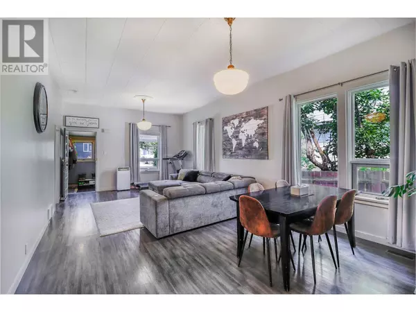 220 4TH  S Avenue, Cranbrook, BC V1C2E3
