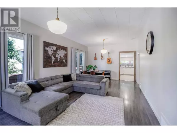 220 4TH  S Avenue, Cranbrook, BC V1C2E3