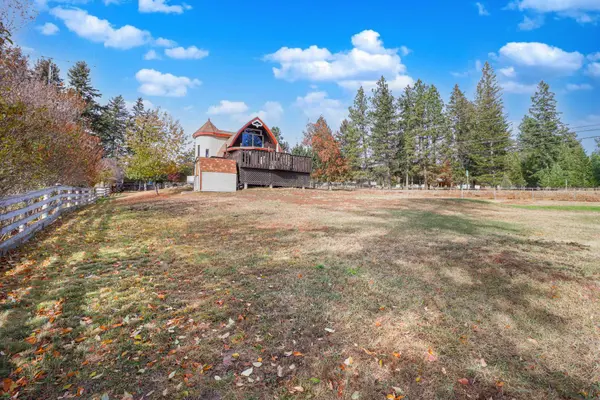 1315 Jim Smith Lake Rd, East Kootenay, BC V1C