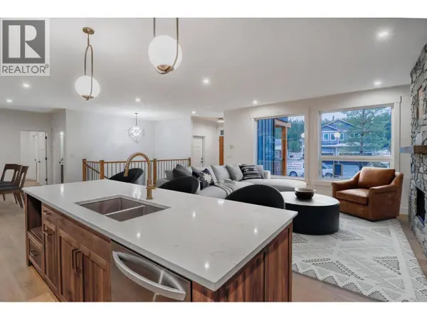 136 Shadow Mountain Boulevard, Cranbrook, BC V1C0C6