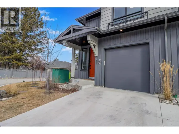 703 15A CRES #15, Invermere, BC V0A1K0
