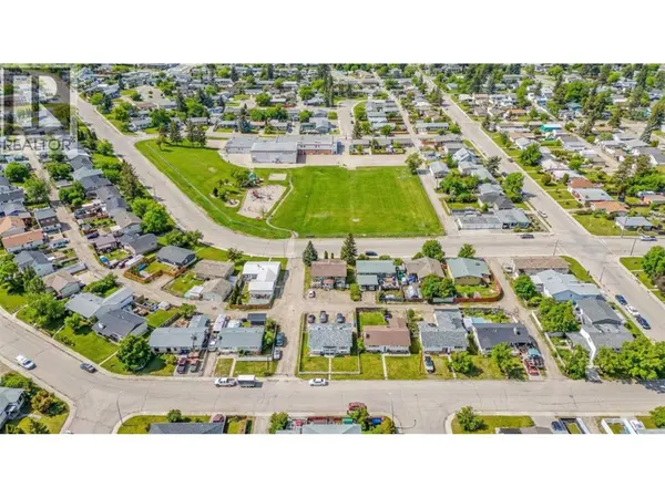 1121 8 Avenue S, Cranbrook, BC V1C5J6
