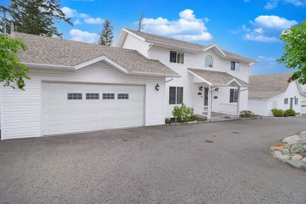 1715 15th Ave S, Cranbrook, BC V1C 4N5