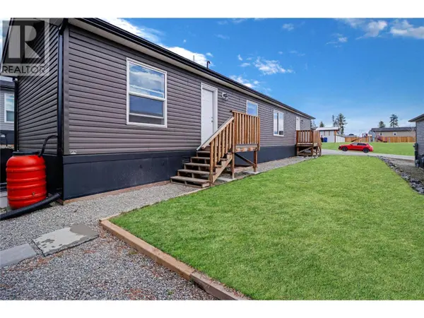 1008 STEEPLEVIEW Drive NW, Cranbrook, BC V1C5L3