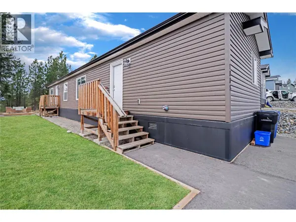 1008 STEEPLEVIEW Drive NW, Cranbrook, BC V1C5L3