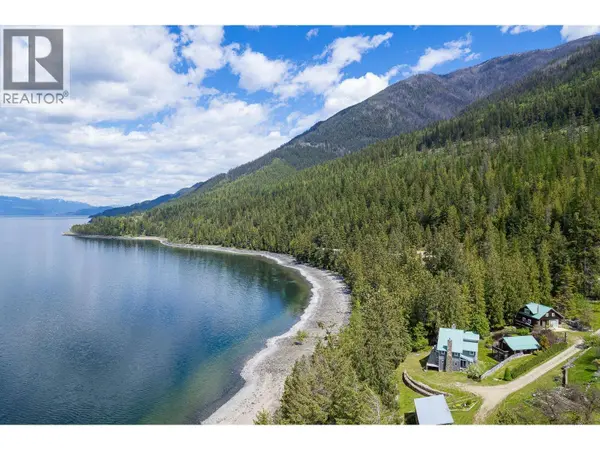 12035 3A Highway, Boswell, BC V0B1A3