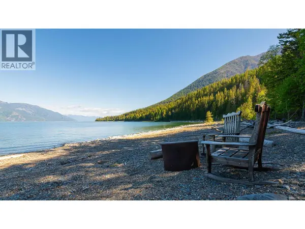 12035 3A Highway, Boswell, BC V0B1A3