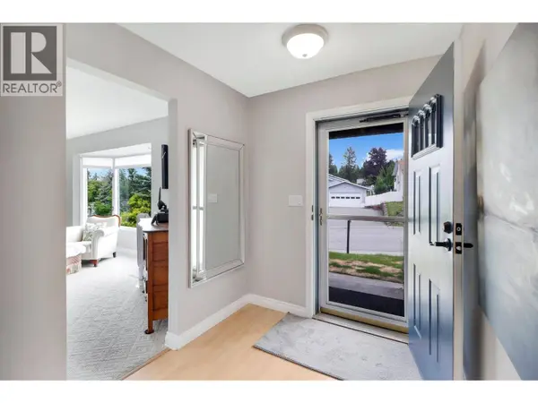 1708 MT NELSON Crescent, Cranbrook, BC V1C5T7