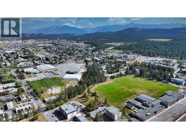 114 17A Avenue S, Cranbrook, BC V1C3A5