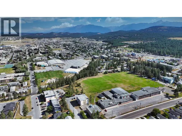 114 17A Avenue S, Cranbrook, BC V1C3A5