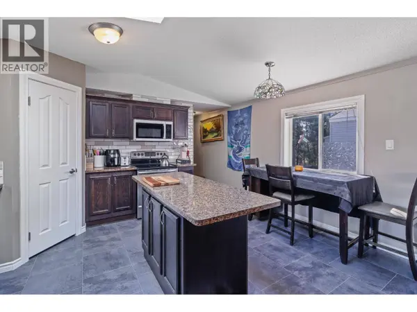 700 PATTERSON ST West #56, Cranbrook, BC V1C6T6