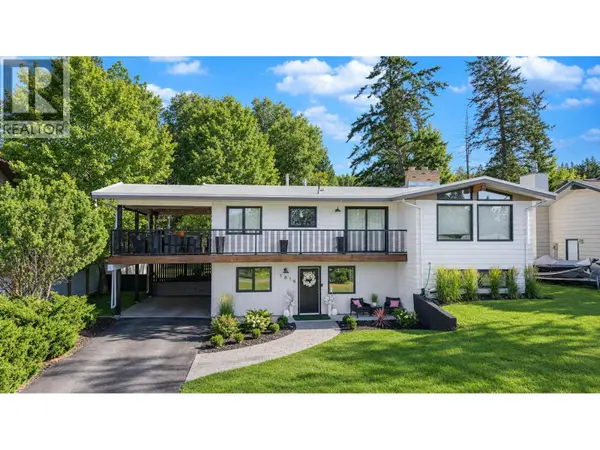 1816 MT CONNELL Crescent