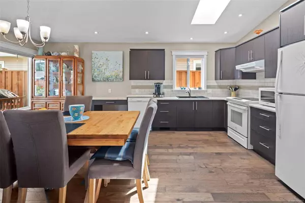 7586 Tetayut Rd #54, Central Saanich, BC V8M 0B4