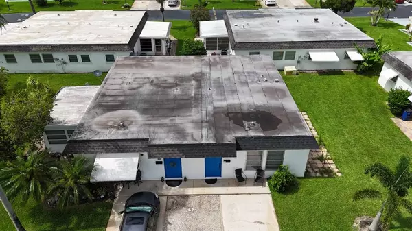 42 Temple Ct, Lehigh Acres, FL 33936-7230