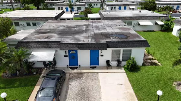 42 Temple Ct, Lehigh Acres, FL 33936-7230