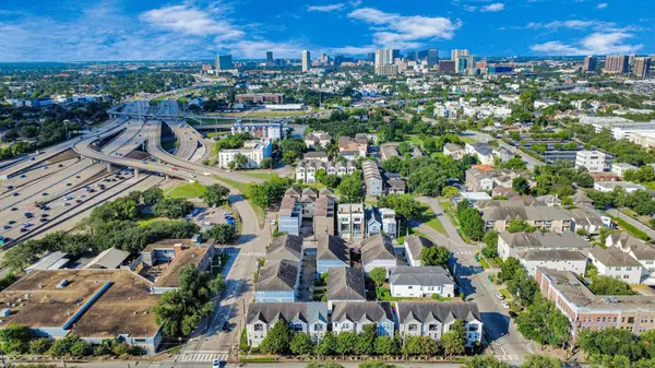 1710 Elgin Street ST, Houston, TX 77004