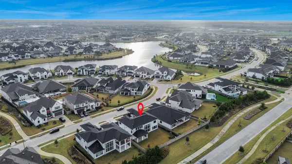 11015 Sandy Pinewoods TRL, Cypress, TX 77433