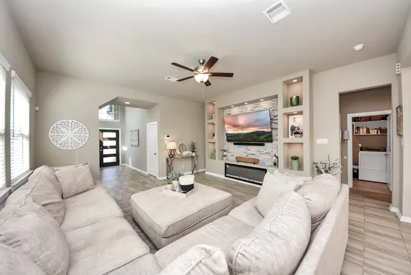 6110 Dovetail Cliff CT, Katy, TX 77493