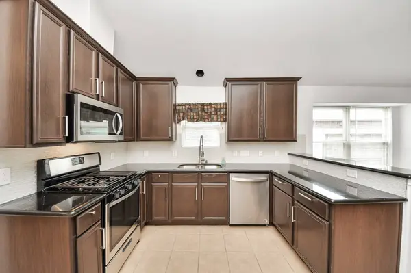 6615 Capridge DR, Houston, TX 77048