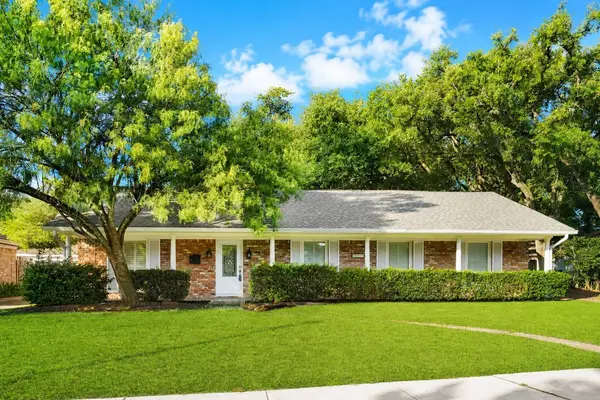 3815 Latma DR, Houston, TX 77025