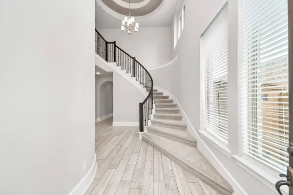 6006 Dovetail Cliff CT, Katy, TX 77493