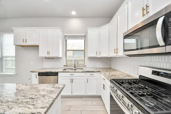 6006 Dovetail Cliff CT, Katy, TX 77493
