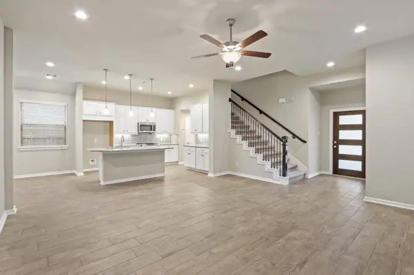 7011 Golden Groundsel DR, Katy, TX 77493