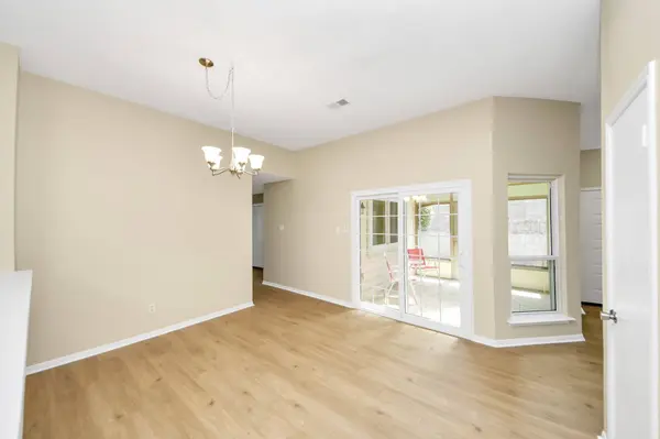 1523 Ainsdale DR, Houston, TX 77077