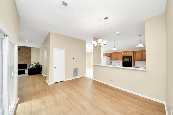 1523 Ainsdale DR, Houston, TX 77077