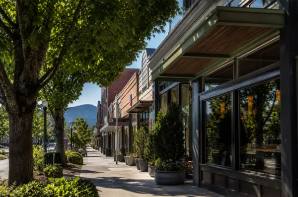 What the Vancouver to Portland Commute Actually Costs Clark County Buyers